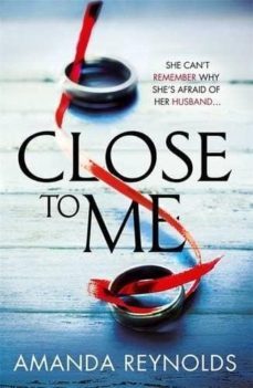 close to me-amanda reynolds-9781472245137