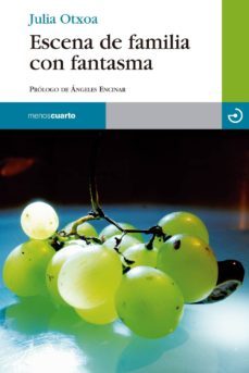 escena de familia con fantasma-julia otxoa-9788415740087